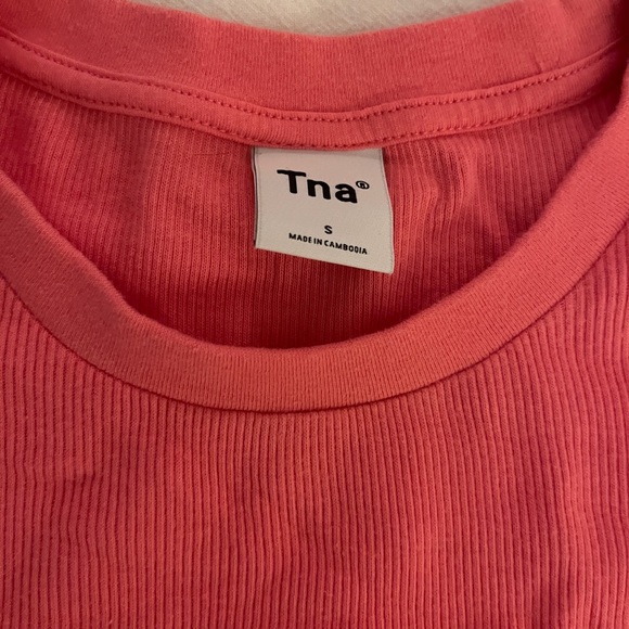 Pink TNA long sleeve - Picture 2 of 2